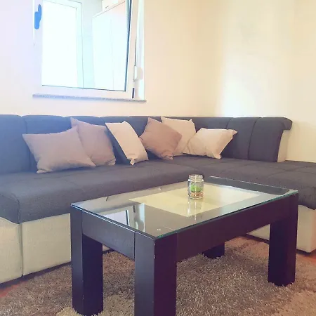 Apartman M&j Apartment *